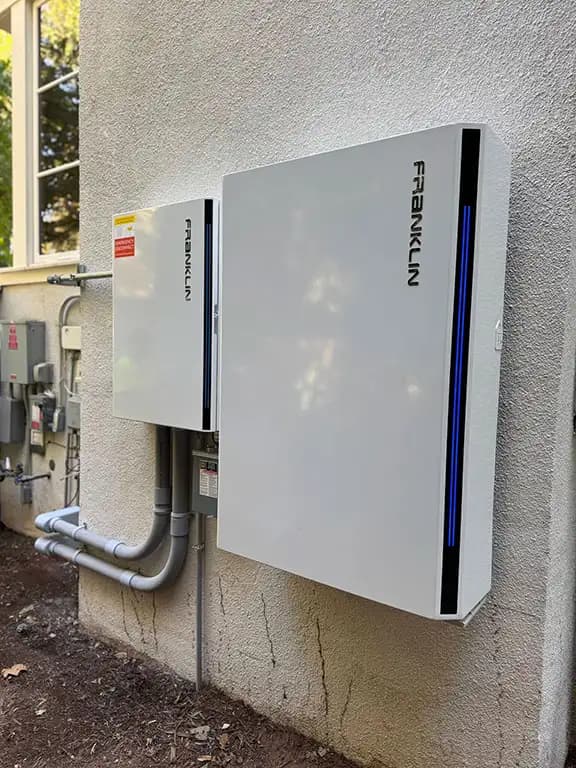 Wall-mounted Franklin battery storage system for solar installation